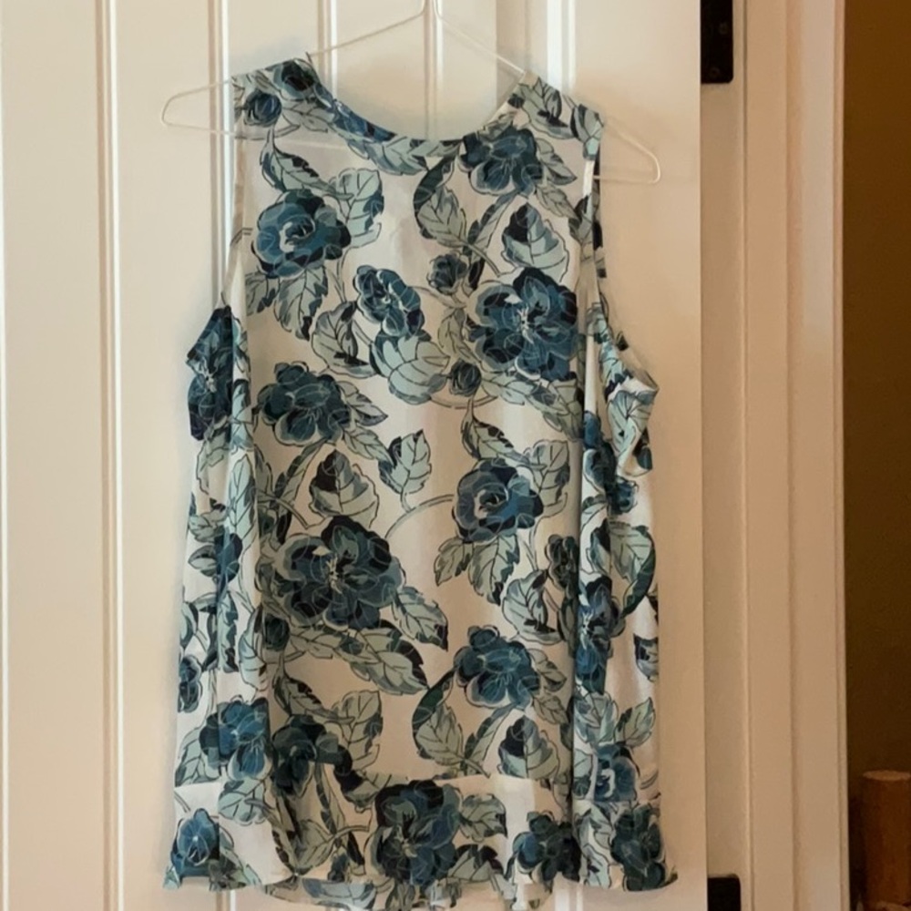 LOFT Floral Tank